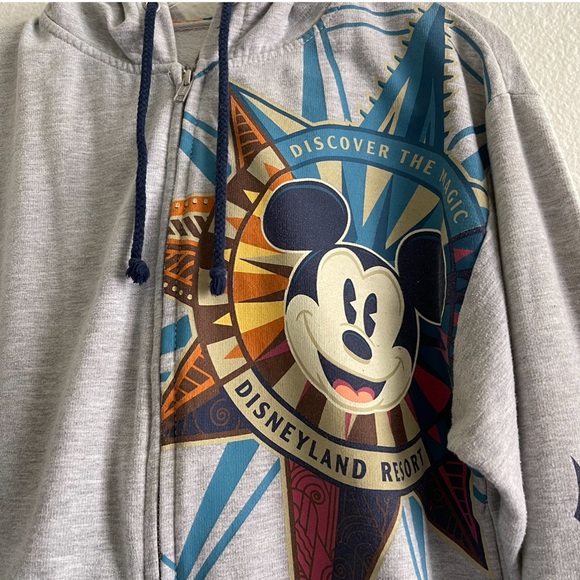 Disneyland Zip-Up Hoodie (UNISEX) - Picture 2 of 6
